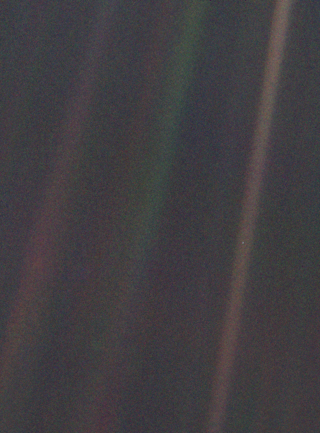 Pale_Blue_Dot (unenhanced).png