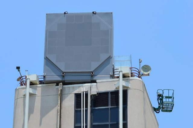 _Raytheon_AMDR_radar_array.jpg